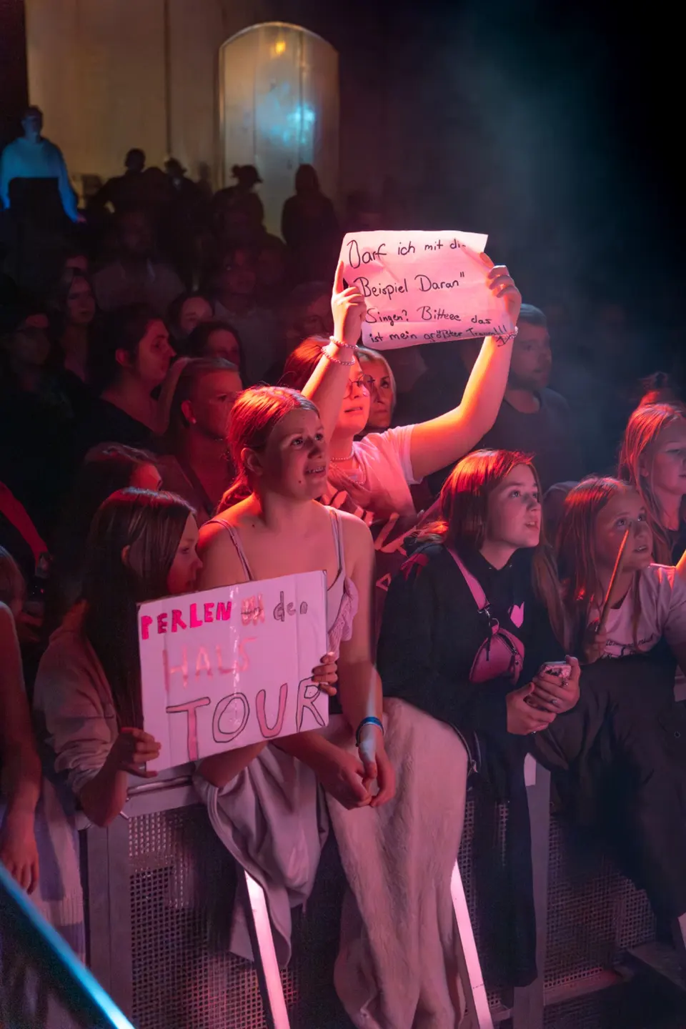 Fan signs — Leben meiner Träume Tour 2025.