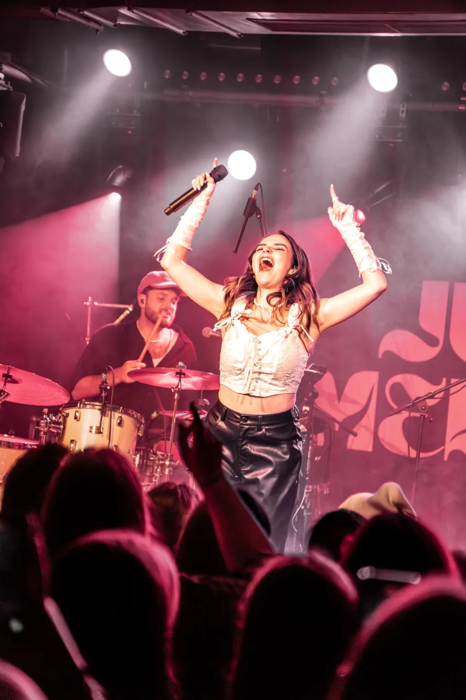 Perlen um den Hals Tour 2025 — photography by Real Marvin Creative.
