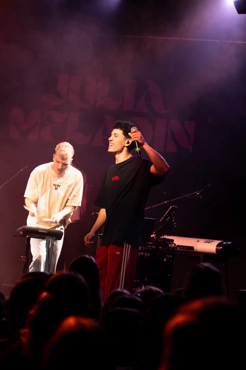 Perlen um den Hals Tour 2025 — photography by Real Marvin Creative.